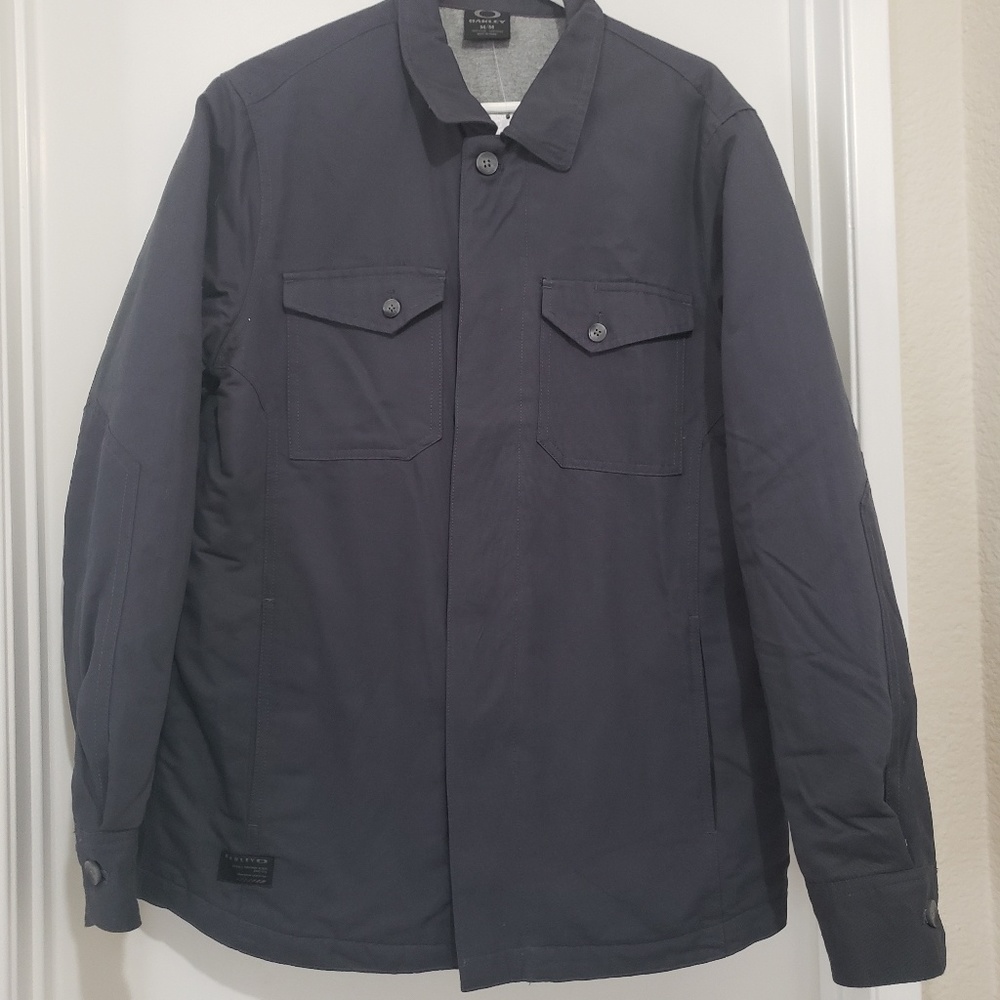 NWT‼✔ Men's Oakley Jacket. GREAT DEAL💲✅